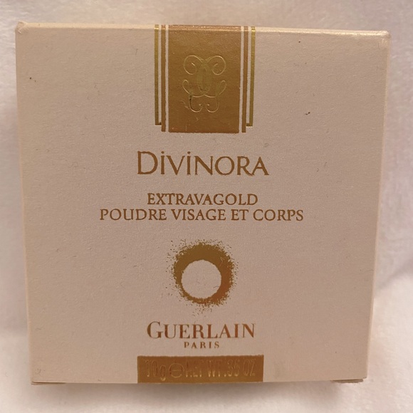 GUERLAIN Other - Guerlain Divinora  Gold Powder for face and body, vintage. Gorgeous product!